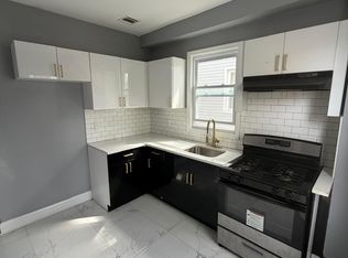 9 N 17th St #G2, East Orange, NJ 07017