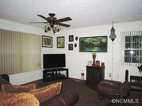 2nd image of 175 Plantation Dr