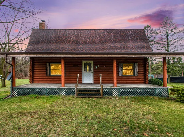 28786 Yaw St, Dowagiac, MI 49047