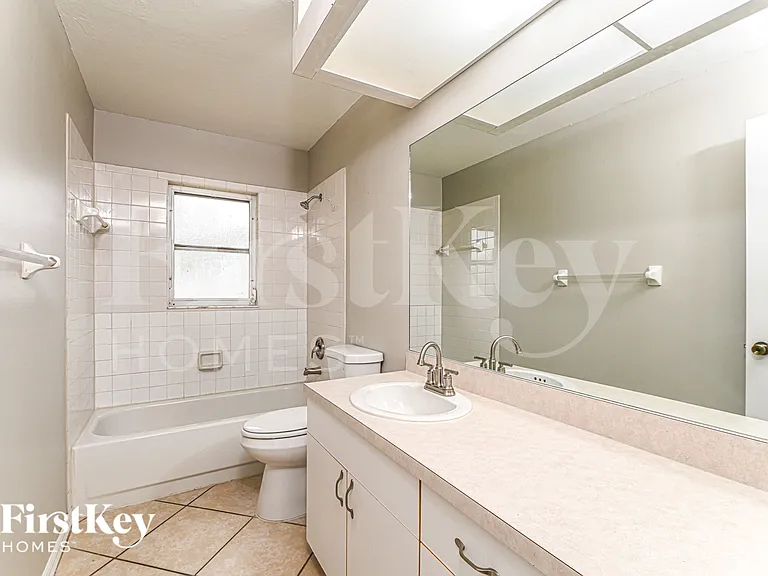 17536 Oriole Rd — Photo 13