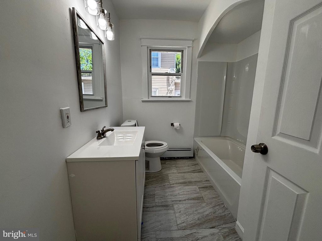 1002 E Chestnut Ave, Vineland, NJ - View 6