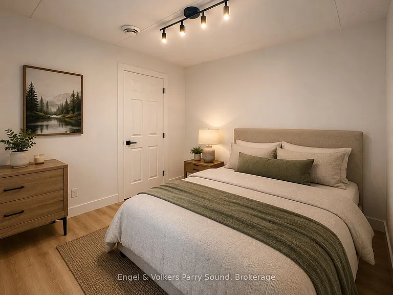 5 Seguin St #5A — Photo 10