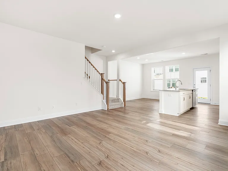 164 Hyacinth Ln — Photo 5
