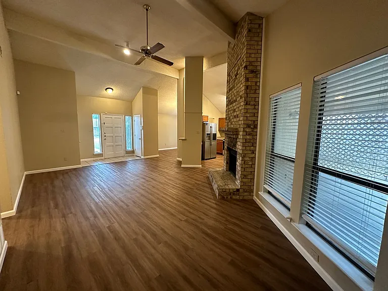 6416 Brookhaven Trl — Photo 5