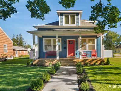 2200 Miner Ave, Muskegon, MI, 49441