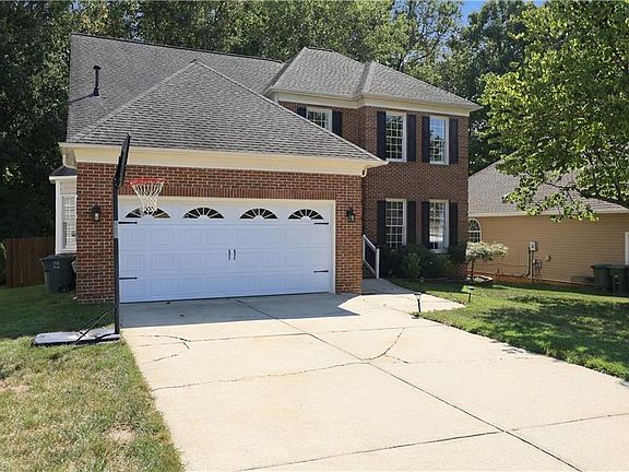 3rd image of 6215 High View Rd