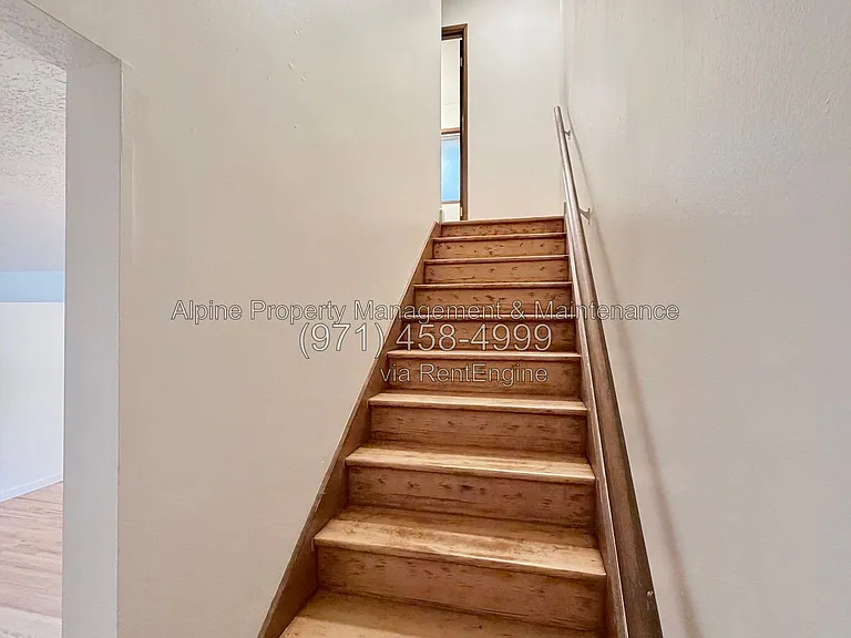 7030 SW Canyon Crest Dr #7 — Photo 12