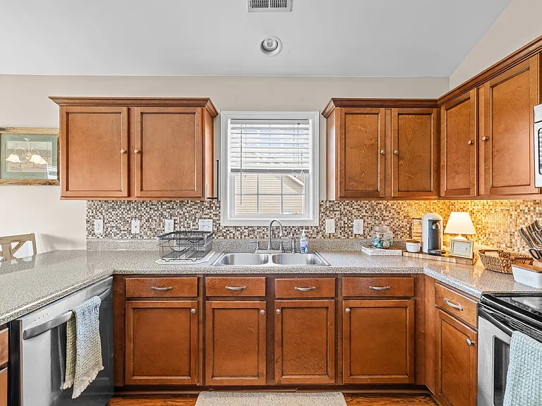210 McCain St — Photo 18