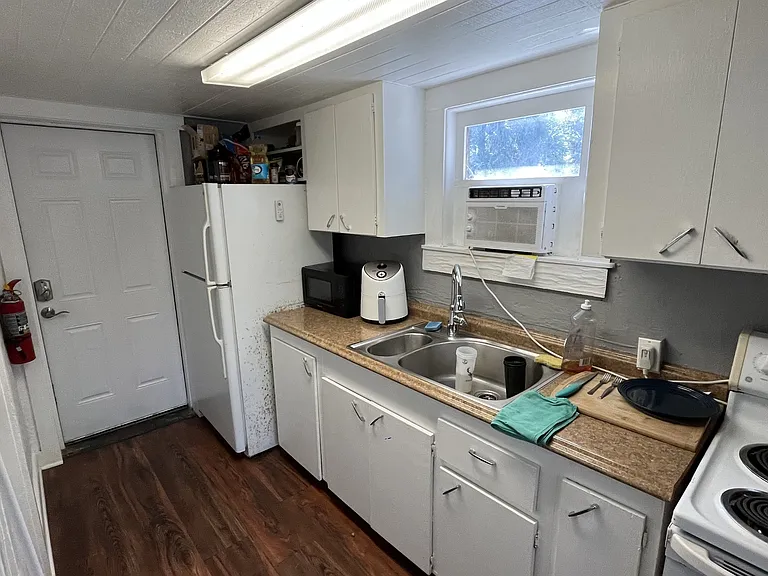 306-2 N Keech St #1 — Photo 10