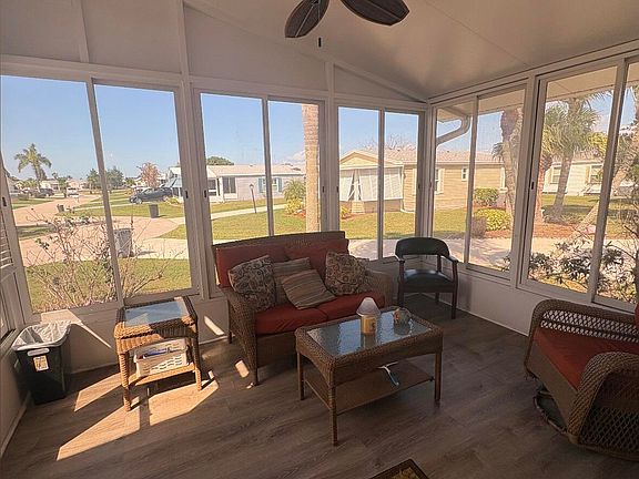 2nd image of 8532 Viburnum Court