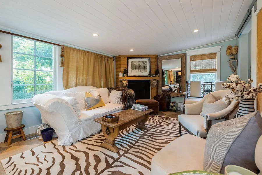 2 bed, 1300 sqft, $30,000 — Photo 4