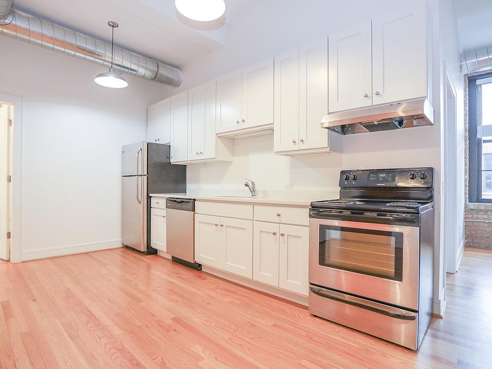1st image of 4801 N Ravenswood Ave #408