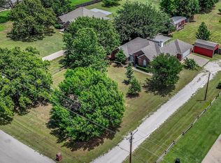 121 Sanchez Creek Ct, Weatherford, TX 76088