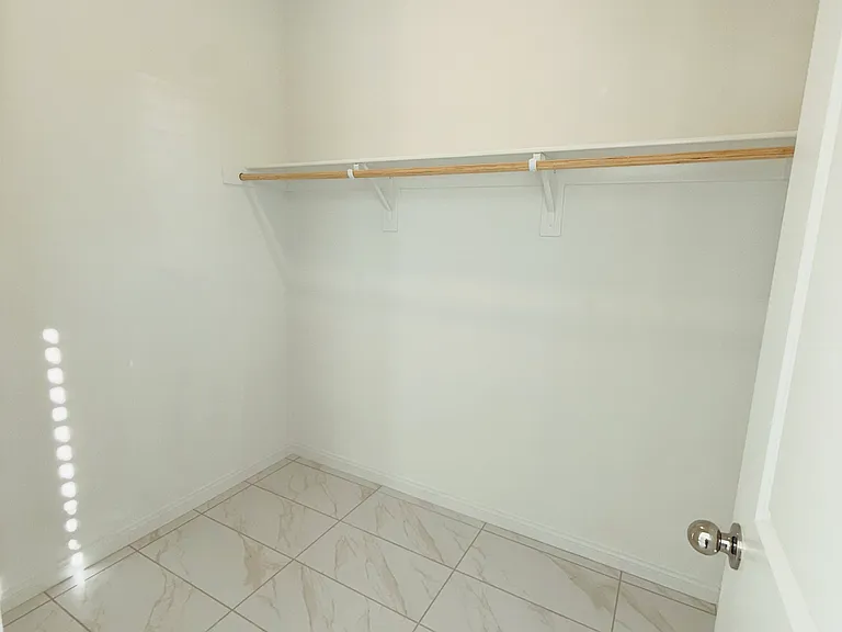 39171 Quixote Ct — Photo 10