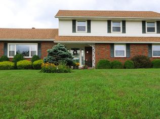 4011 Cedar Hills Ave, Springfield, OH 45504