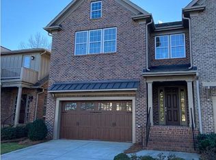 6739 Fairway Row Ln, Charlotte, NC 28277