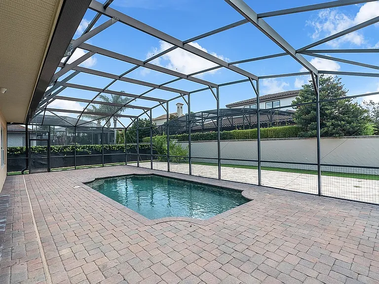 7231 Sangalla Dr — Photo 44
