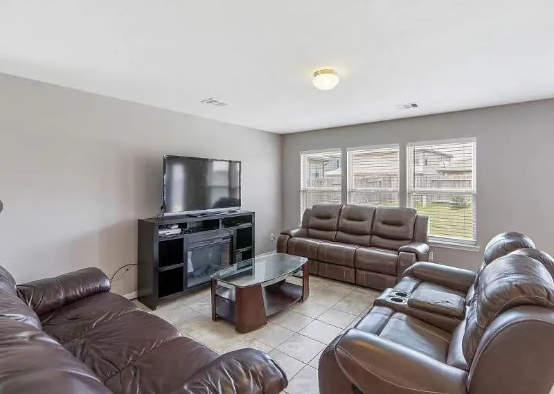 Building Photo - 20914 Westgreen Springs Dr