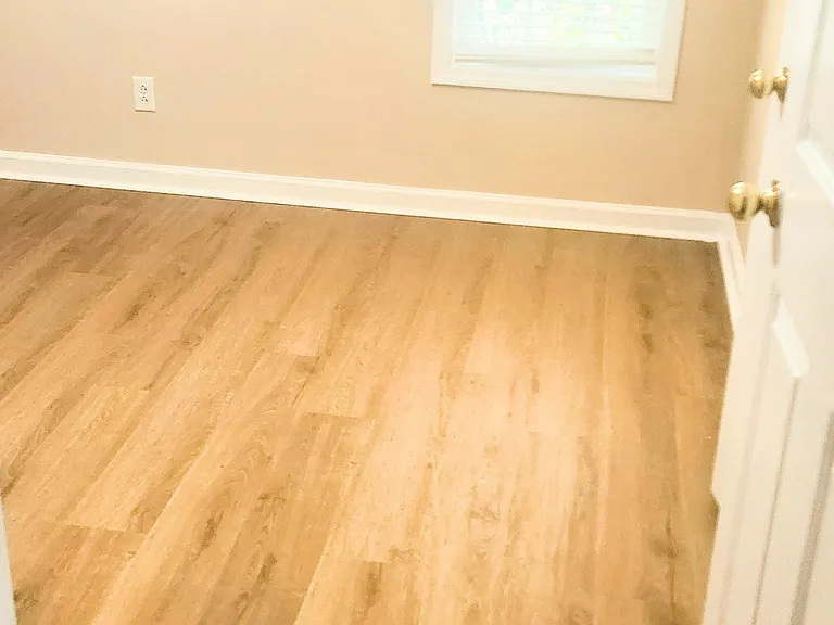 6001 Mullens Dr — Photo 7