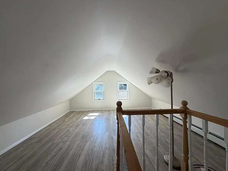 Pansy Rd — Photo 18