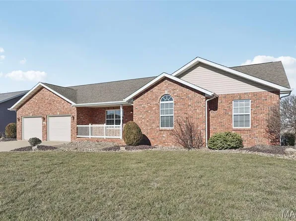 9397 Regency Ln, Breese, IL 62230
