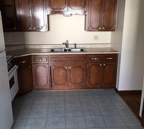 Lots of kitchen cabinets!