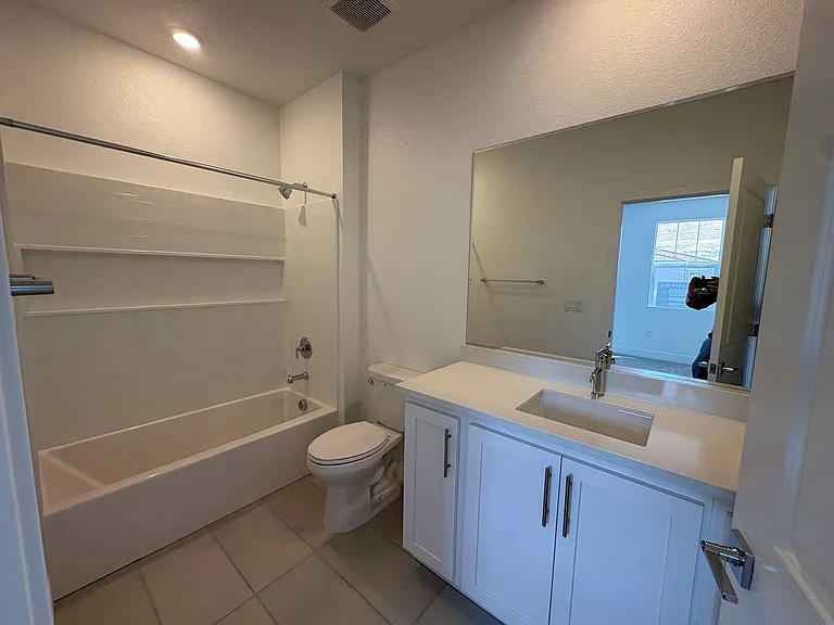 7966 Lamplight Dr — Photo 5