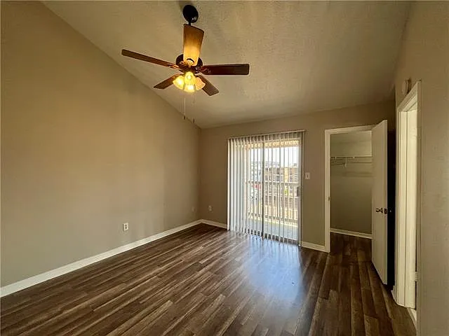 2330 Edenborn Ave #319 — Photo 11