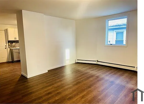 470 Wood Ave #2R — Photo 14