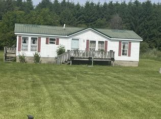 6610 White Creek Rd, Marlette, MI 48453