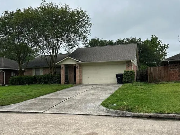 2306 Old Oak Ln, Kingwood, TX 77339