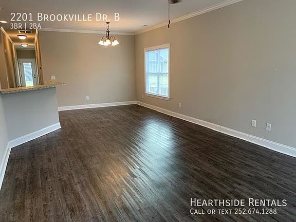 2nd image of 2201 Brookville Dr #B