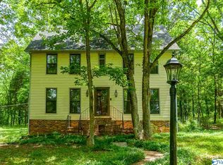 48 Liberty Rd, Fayetteville, TN 37334