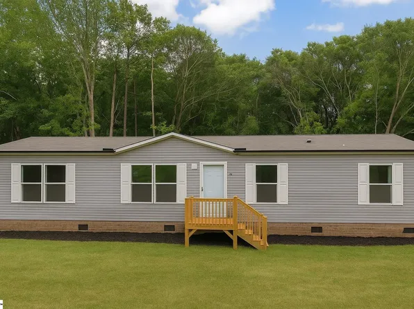 5 McKittrick Dr, Pelzer, SC 29669