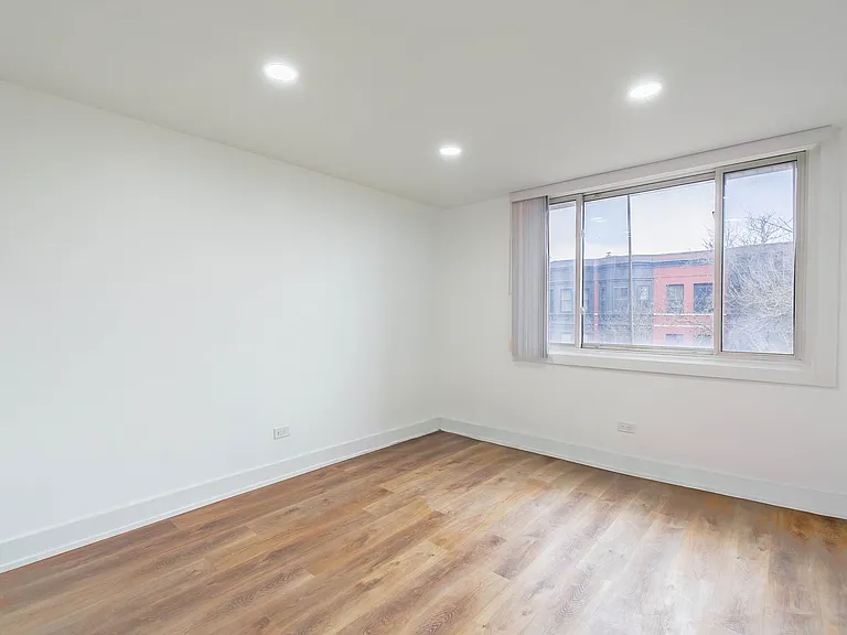 510 W Fullerton Pkwy #510 — Photo 8