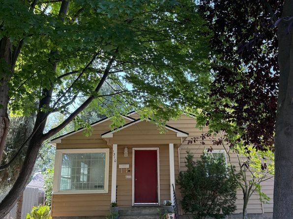 1310 Center St