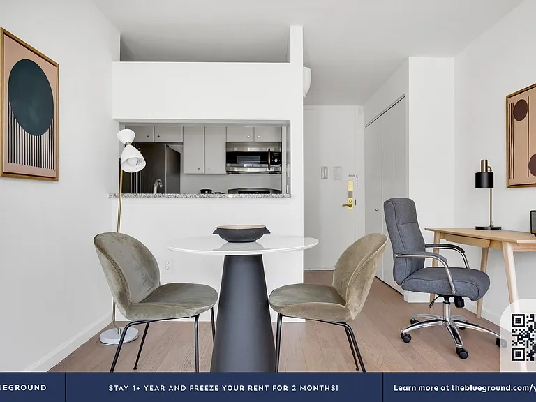 1 Union Sq S #15B — Photo 6