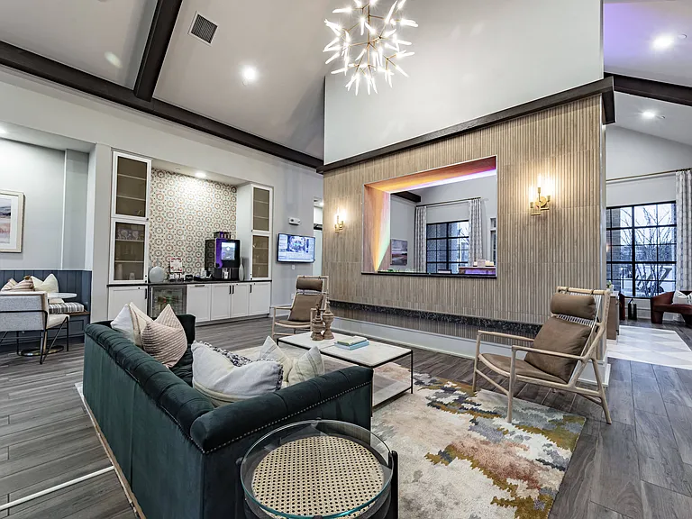 Clubhouse with Wi-Fi