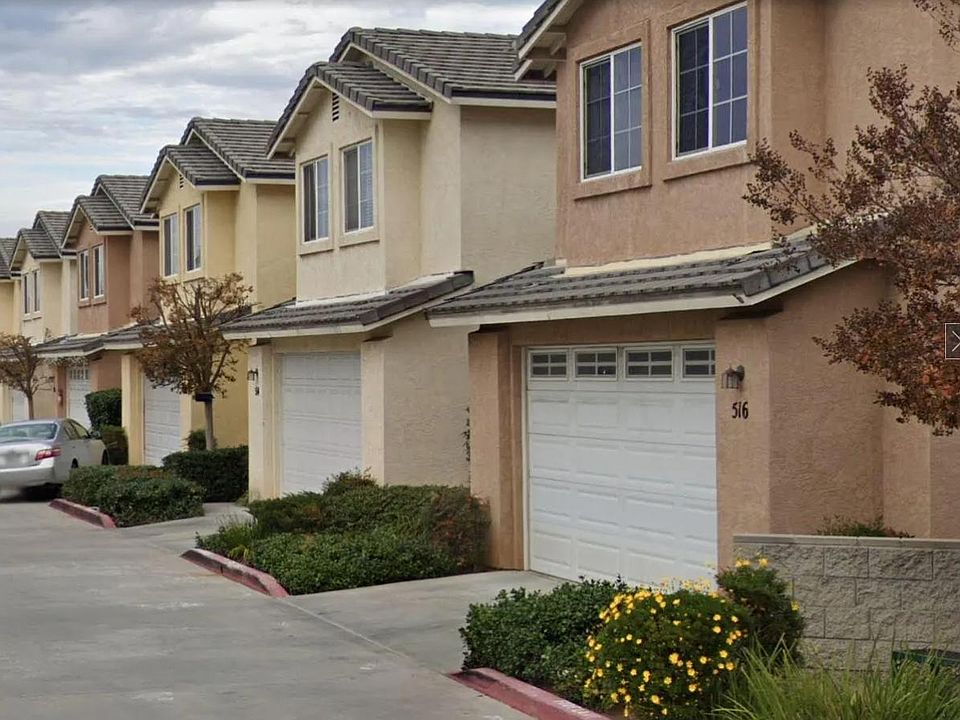 2nd image of 514 Hart Dr