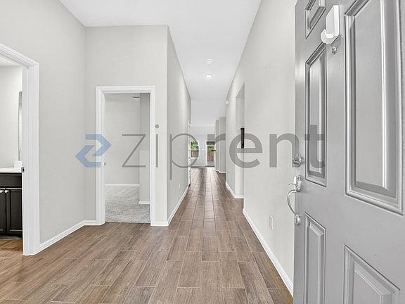 3rd image of 2608 Rambling Rd