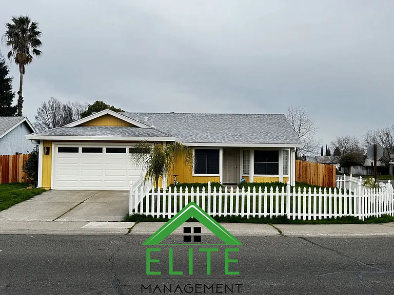 8455 Auberry Rd — Photo 1