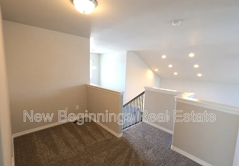 4834 Olympus Dr — Photo 17