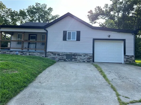 3918 Jackson Ave, Kansas City, MO 64130