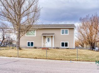 334 Willow Creek Dr, Wright, WY 82732