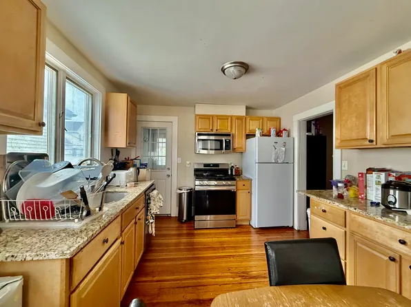 185 Powder House Blvd #2, Somerville, MA 02144