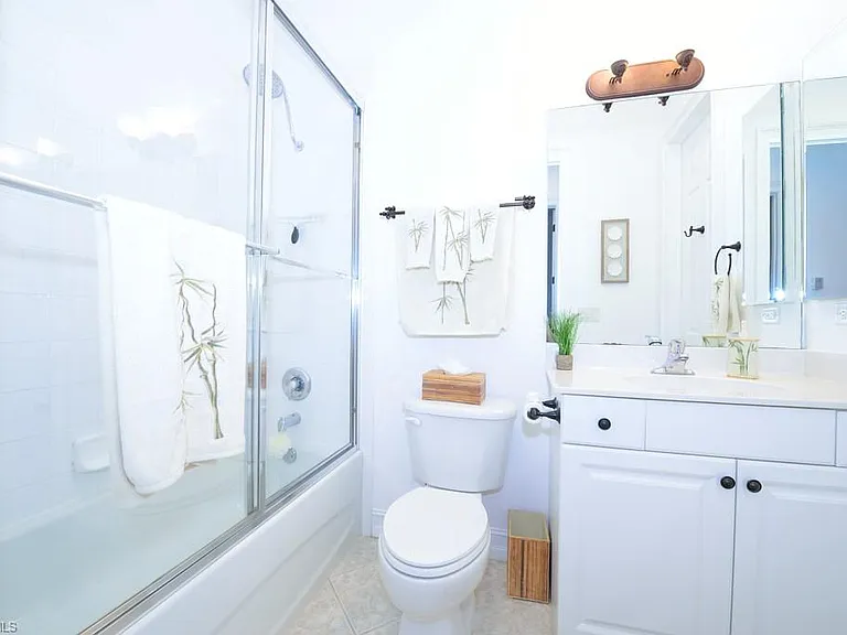 20057 Saraceno Dr — Photo 15