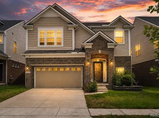 28296 Verona Dr, Novi, MI 48377