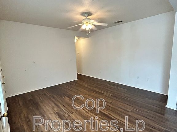 3rd image of 15416 Kamary Ln