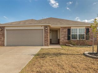 3304 SE 96th St, Moore, OK 73160