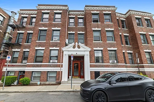 100 Lanark Rd #4 Photo 1